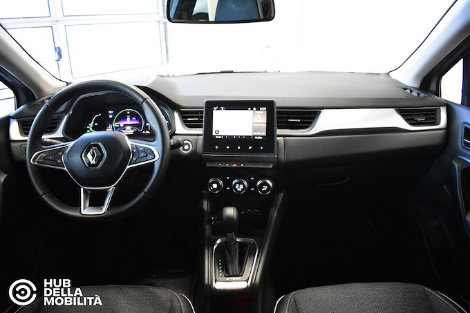 CAPTUR E-TECH HYBRID